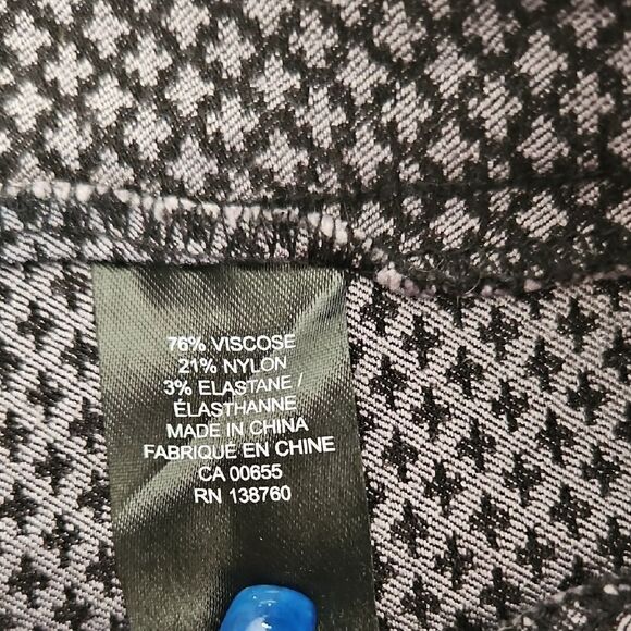 Black and Gray Patterned Pants - Picture 7 of 16